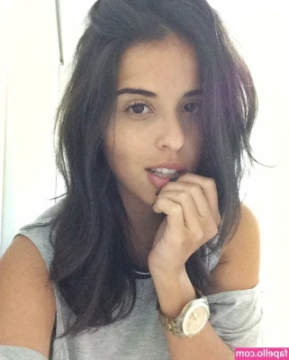 Renata Canossa [ renata-canossa ] - Welcome to my OF  friends  I m here to provide you with beautiful