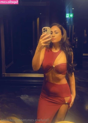 madamedakota - Shower fun tonight