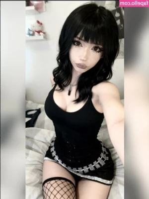 maddiequinn - Feeling extra dirty today   Who wants a custom video