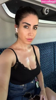 lola_ameri [ lola-ameri ] - This is a small gift 🎁