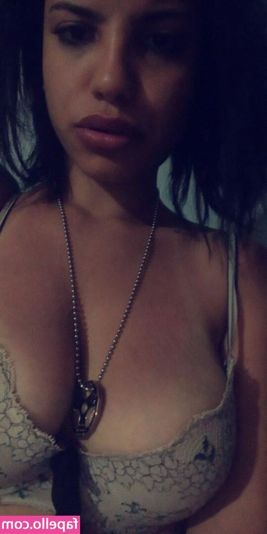 Madihaerro - Arouse me with some dirty words, now, baby!