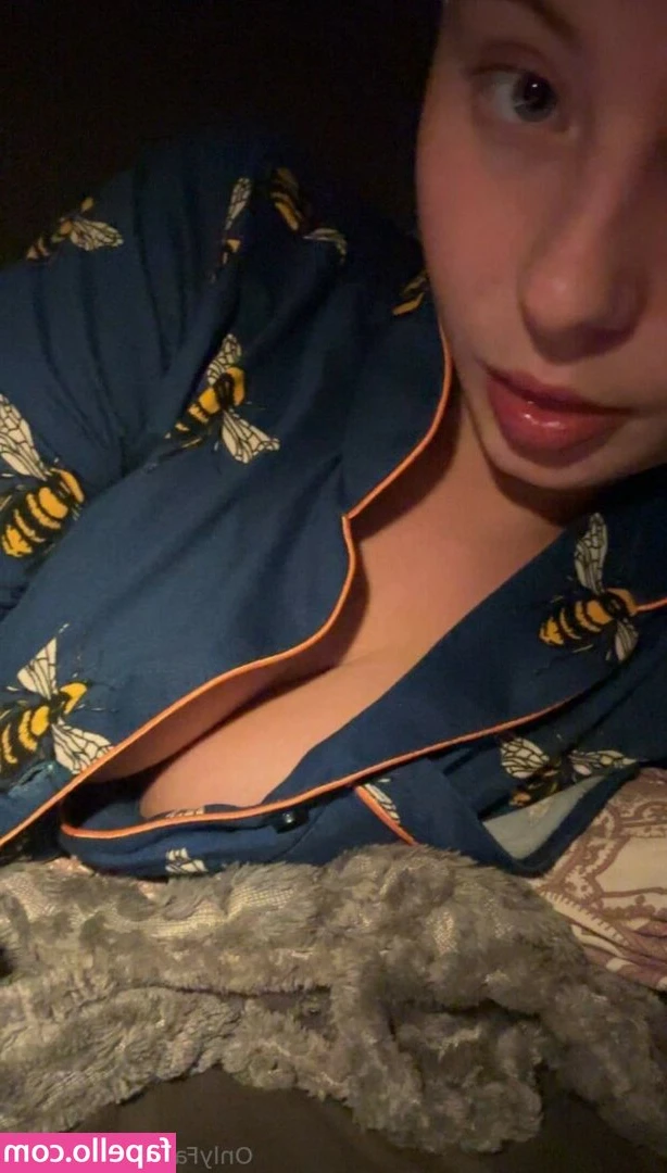 nicoletimothyy - Shit hot kissing is so hot