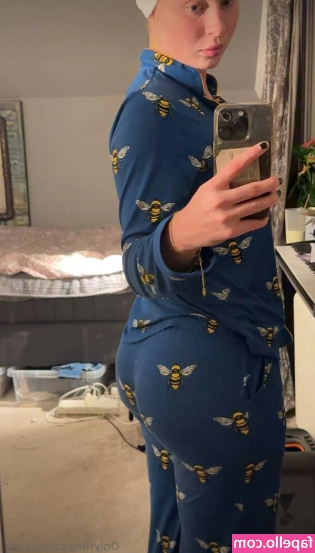 nicoletimothyy - 5 SPACES ONLY ! Tip this campaign if you want me to make you a
