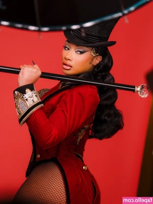 Megan Thee Stallion [ megan-thee-stallion-5 ] - I'm so tired I just want to sleep.