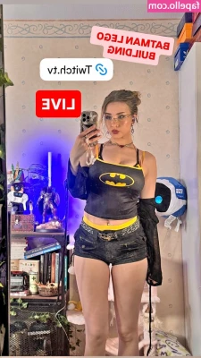 yaboielina - Mesmerising ass action.