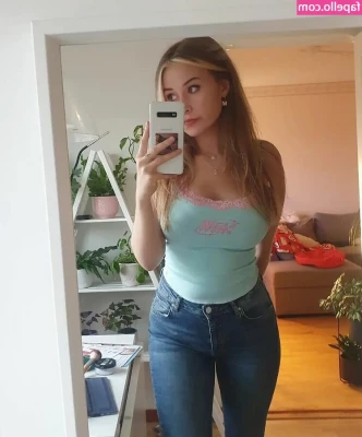 yaboielina - I've been filming content today🤩💕Are you having a good day?