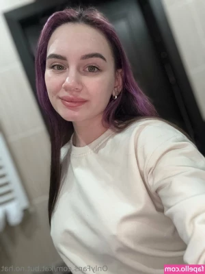 kat.but.no.hat [ kat-but-no-hat ] - Audio throwback posted today!!  [F4M] Stewardess Gives You a First
