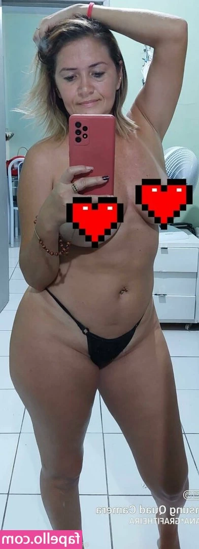 Fabiana Grafiteira [ fabiana-grafiteira ] - Had a lovely time with his cock. Are you jealous?