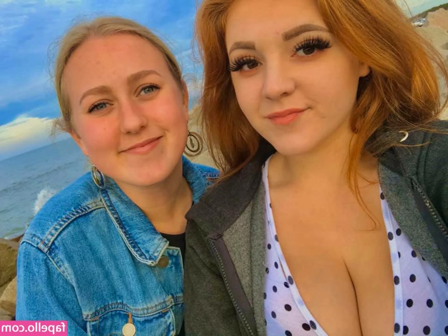 Catrin Williams [ catrin-williams ] - Can't forget the booty 🥵