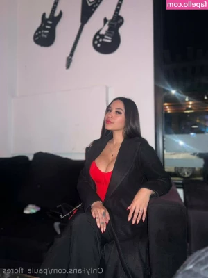 paula_flores [ paula-flores ] - If you want  you can see more