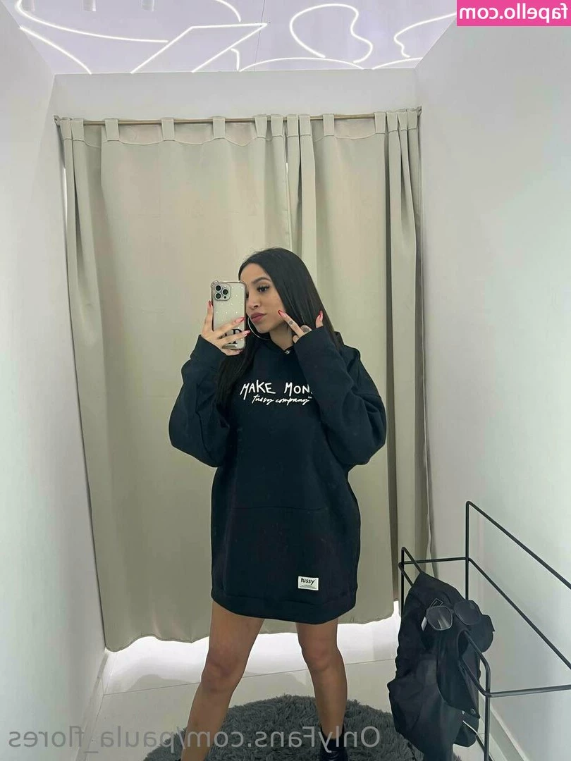 paula_flores [ paula-flores ] - There s A Stranger In My  House  hotcocodick