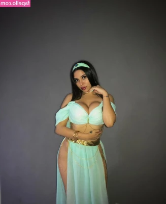 paula_flores [ paula-flores ] - I'm home from my trip!  I had so much fun fucking the 18yo neighbor!