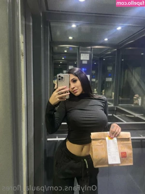 paula_flores [ paula-flores ] - Could I be your maid   kristimaxx