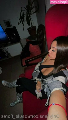 paula_flores [ paula-flores ] - Damnnn I m broad