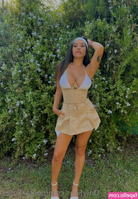 paula_flores [ paula-flores ] - I find it really funy how fast I got used to my enormous tits. Can do