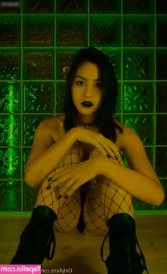 Exoticwildflower - ✨❤️ sometimes i try taking pictures of my pussy but then i get