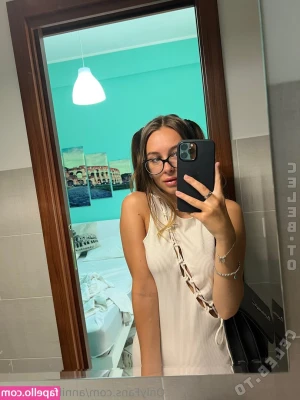 Annika Sommer [ annika-sommer ] - moving those god given hips  lt 3