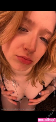 elisabeth.schneider [ elisabeth-schneider ] - No panties day