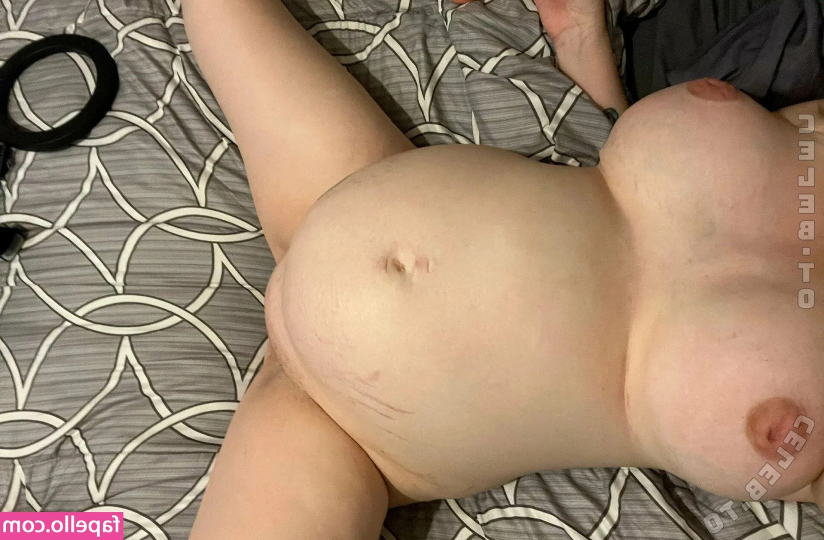 Oliviatiffanyyy - can i take from the back