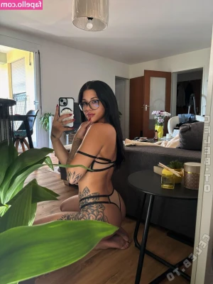 Real Jess [ real-jess ] - goodmorning✨ jus sent out sum special nudes to my fav babes wit