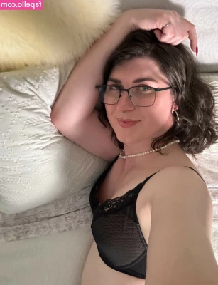 SerafinaFell - Cum crawl inside of me