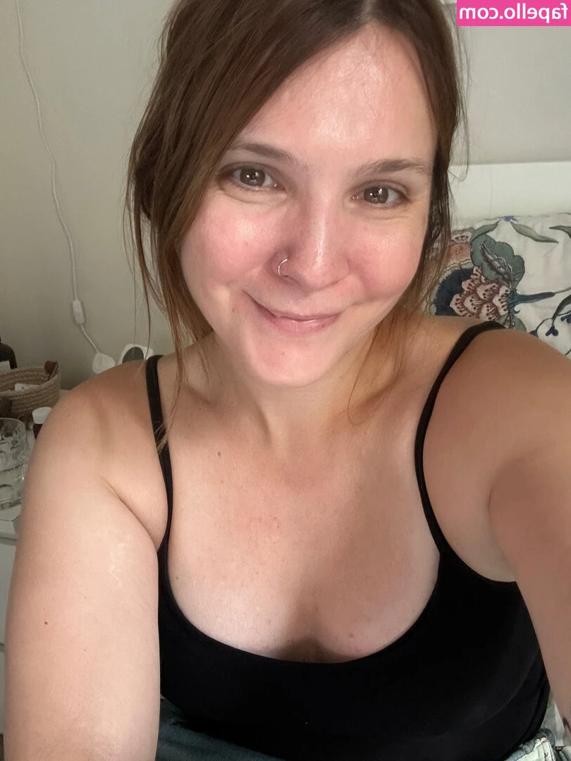 lady_sharpest [ lady-sharpest ] - I have a problem