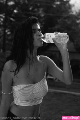 latina_chantel [ latina-chantel ] - I'm such a naughty girl 😈🔥 I bet you would love to see me