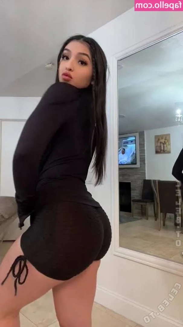bby.ayelen [ bby-ayelen-1 ] - Do I look good enough to breed daddy?😜❤️ Hope I am the best