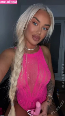 xxsavagebarbiexx - I m waiting  where would you choose to finish