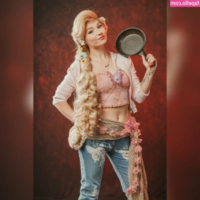 bgkatja - Dress removes itself