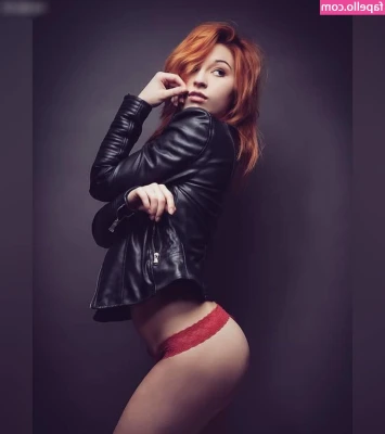 bgkatja - I love being a tease for you 😈