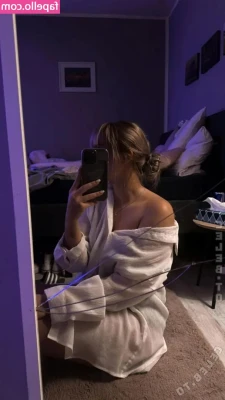 Caariinaa_ [ caariinaa ] - Hike them up or hike them down 😽😽💜