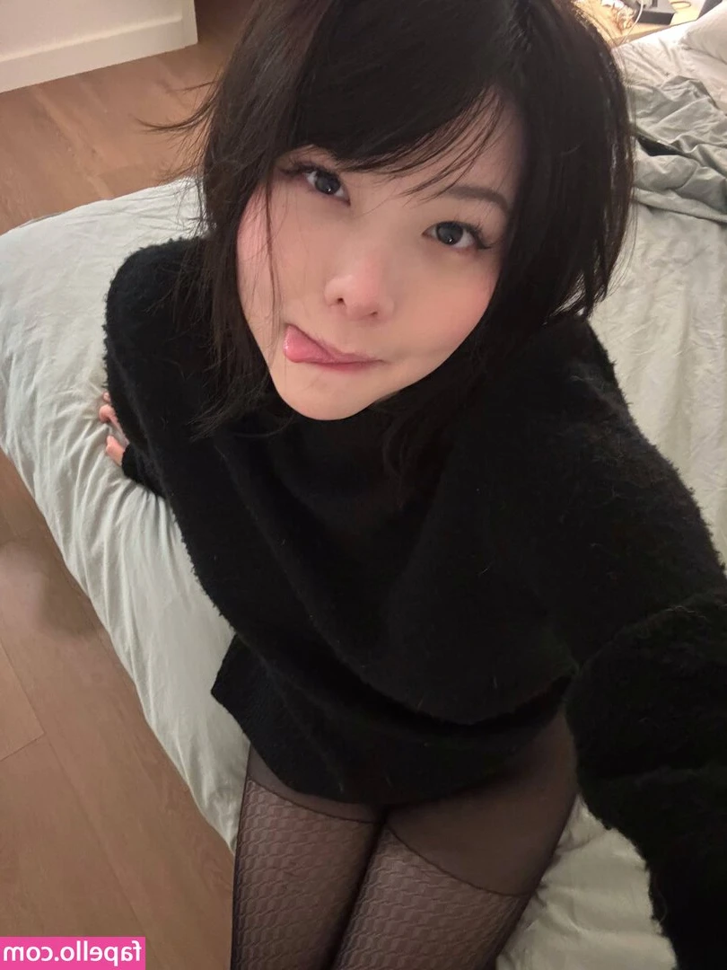 Jumayumi [ jumayumi-1 ] - I m just your dirty girl  if you allow me to