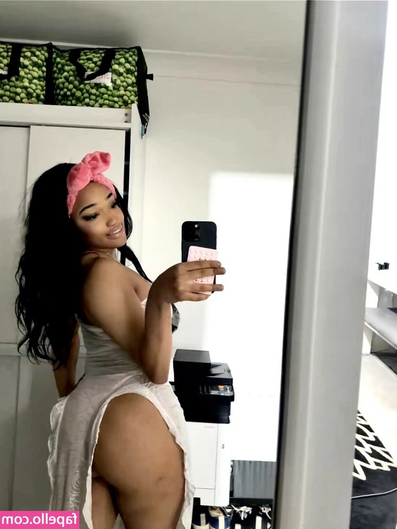alexisdenecheau - Im bored   Help me fix it   Uncensored in your dm any pose