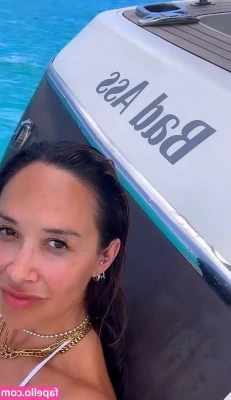 Myleene Klass [ myleene-klass ] - Exchange booty for a dick? Write me bb 😘