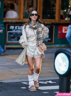 Myleene Klass [ myleene-klass ] - You want me.