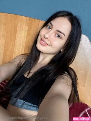 gabilopezz69 - Thick thighs saves lives