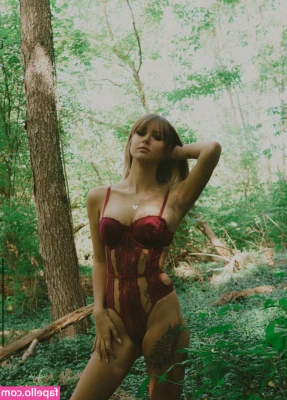 Kat Prudinnik [ kat-prudinnik ] - Tiddy Tuesday Contest 2   1   giannathorn 2   sage_foxyfree 3  