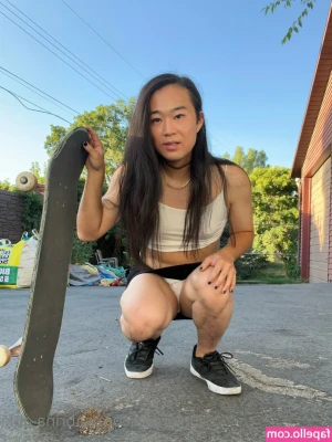 sabrina-aoki - Worry less and smile more?😘