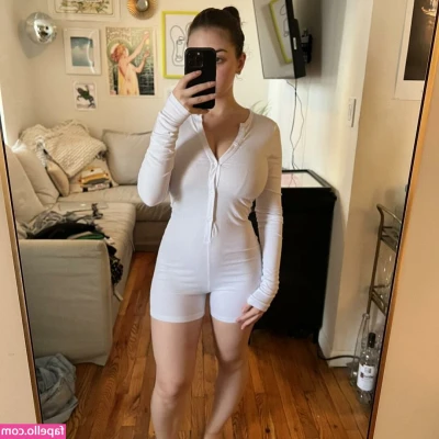 Sara Farrelll [ sara-farrelll ] - Check your messages for the video