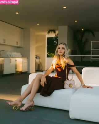 Cosette Rinab [ cosette-rinab ] - missing u guys  lt 3  enjoy my titties