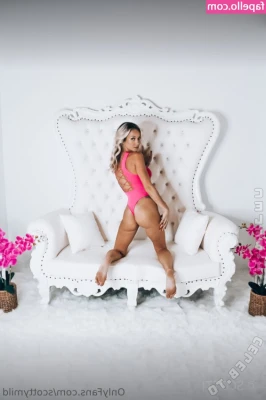 Christina Scott [ christina-scott ] - bellaquita15 HAS CYBER MONDAY DISCOUNTS      double masturbation