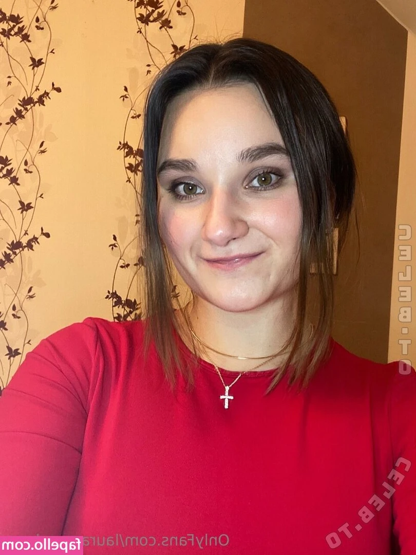 Laura Rosenberg [ laura-rosenberg ] - I love teasing you  enjoy my nipples pinched and clamped peaking