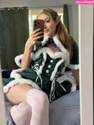 Busy B ASMR [ busy-b-asmr ] - That huge tentacle is 22 inches long, and I'm going to do my absolute
