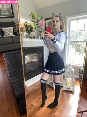 Busy B ASMR [ busy-b-asmr ] - I m so pathetic  I m such a loser  always getting put down and
