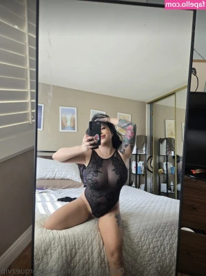 Natalia Marquez [ natalia-marquez-5 ] - Hola
