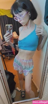 Monimusume / Chey / Cheyenne [ monimusume-chey-cheyenne ] - watch me brush my teeth naked