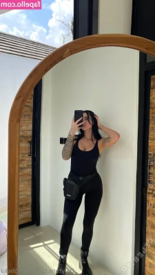 melissa.around [ melissa-around ] - Happy Thirsty Thursday Daddies 🥵