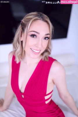 Lily LaBeau [ lily-labeau ] - 🤹🏼 The Great Toy Hunt  Getting The Right Fit 😅  @jazzybuns
