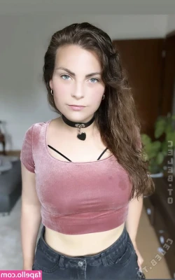 Jaki_bama [ jaki-bama ] - New lingerie! 💋 the blue makes my eyes pop🥰🥰